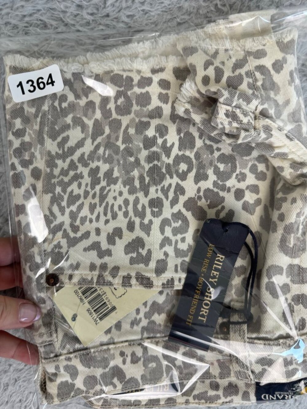 Lucky Brand Riley Animal Print Denim Shorts 6/28 Spring Cheetah Beach Travel - Picture 15 of 16